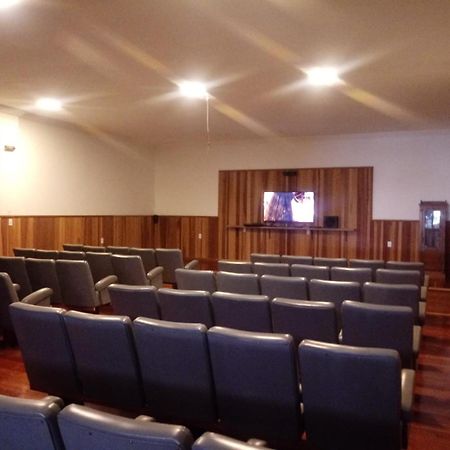 Apartamento No Condominio Imperial Ламбари Екстериор снимка