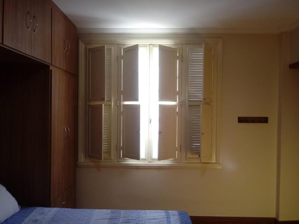 Apartamento No Condominio Imperial Ламбари Екстериор снимка