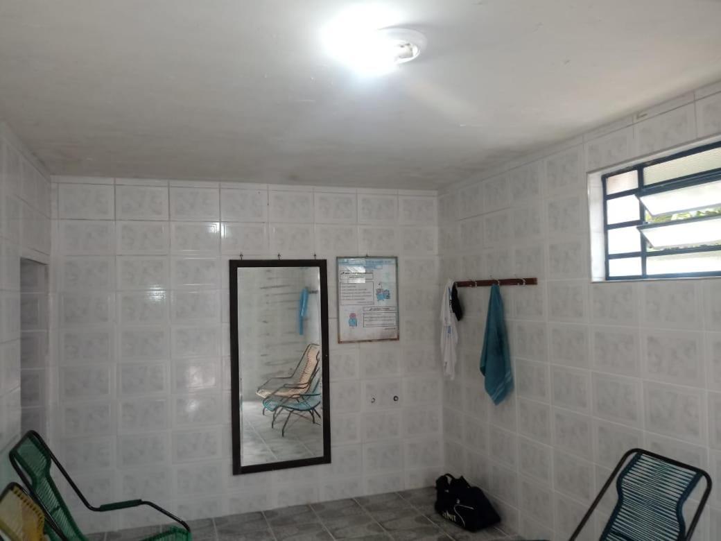 Apartamento No Condominio Imperial Ламбари Екстериор снимка